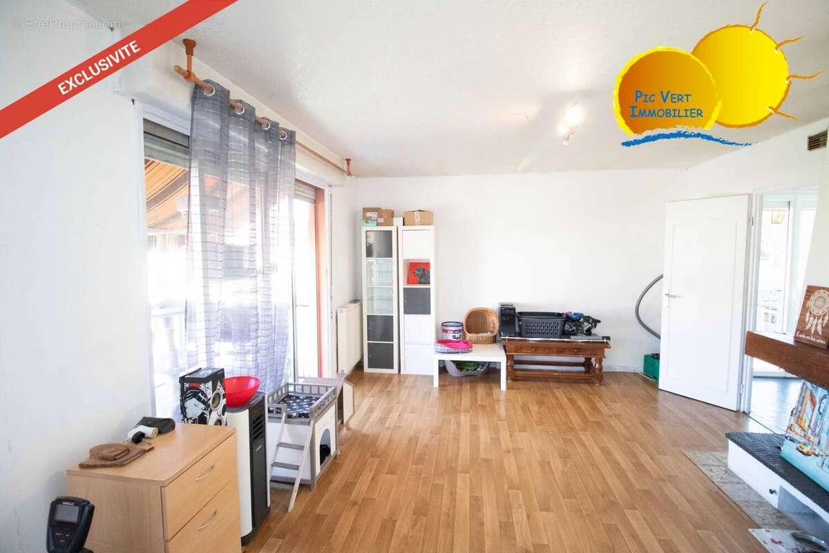 Maison à LES MAILLYS