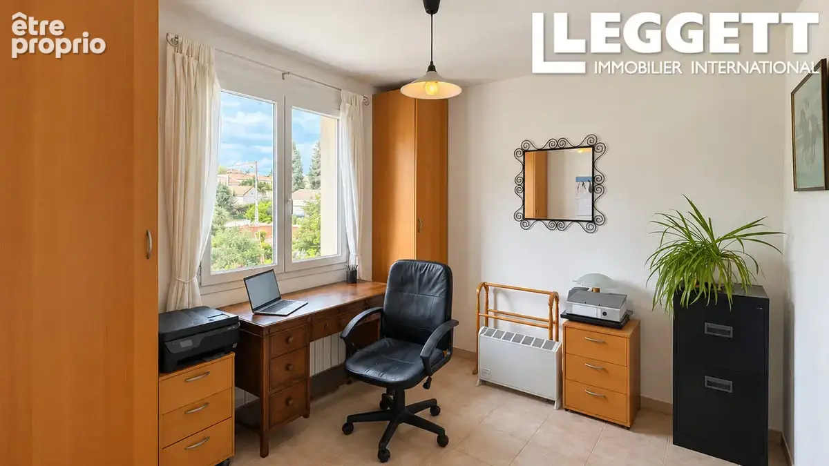 Maison individuelle de 4 chambres avec piscine chauffée, garage de 88 m² et jardin à Carcassonne - photo 8