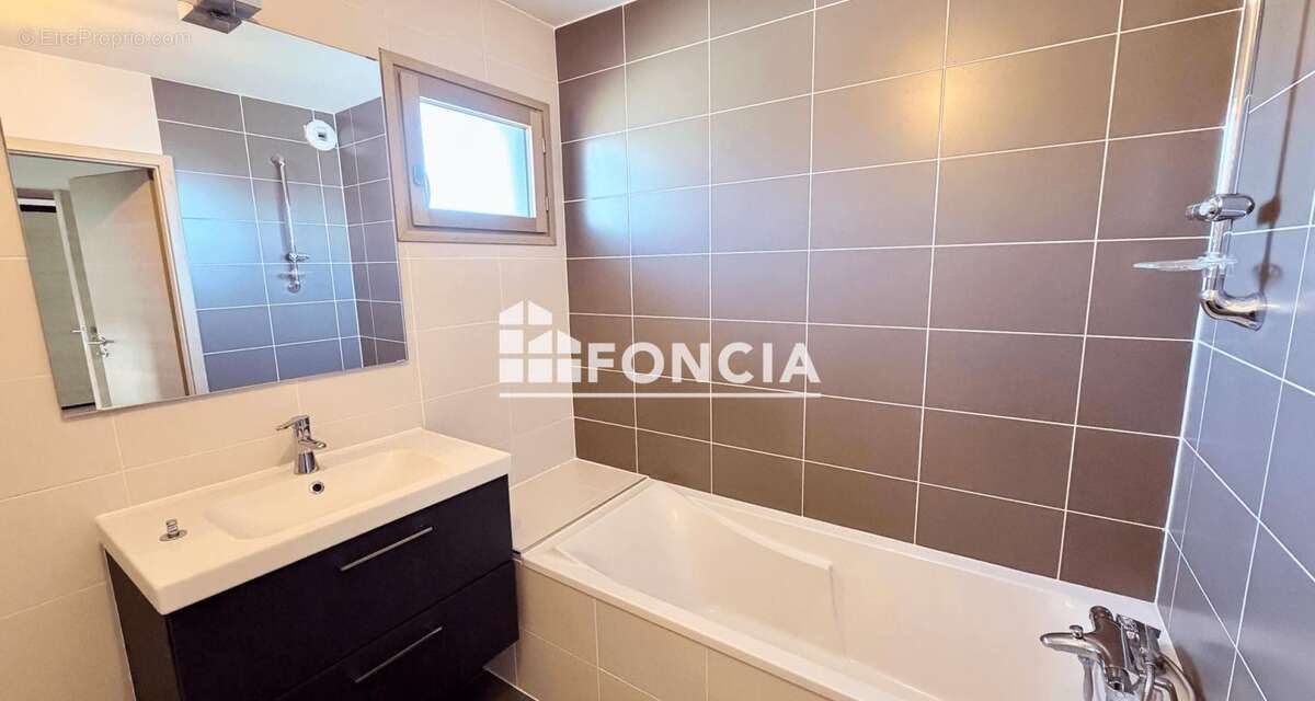 Appartement à DIVONNE-LES-BAINS