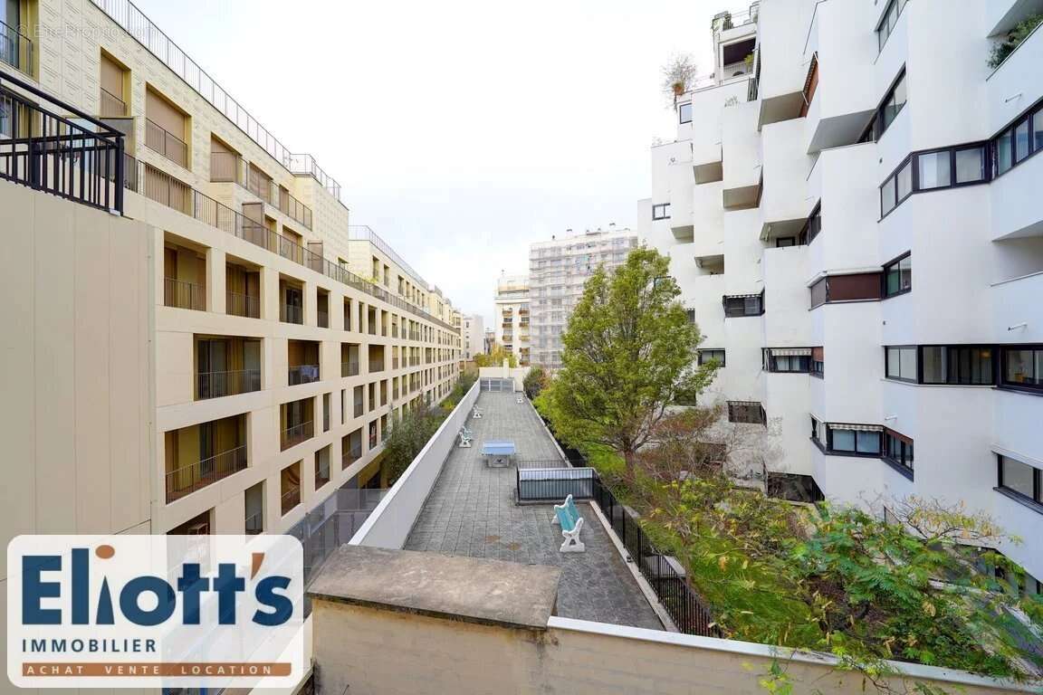 Appartement à PARIS-15E