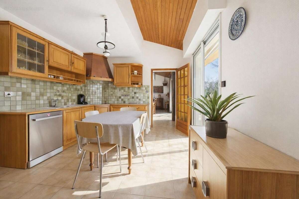 Photo 3 - Maison à SAINTES