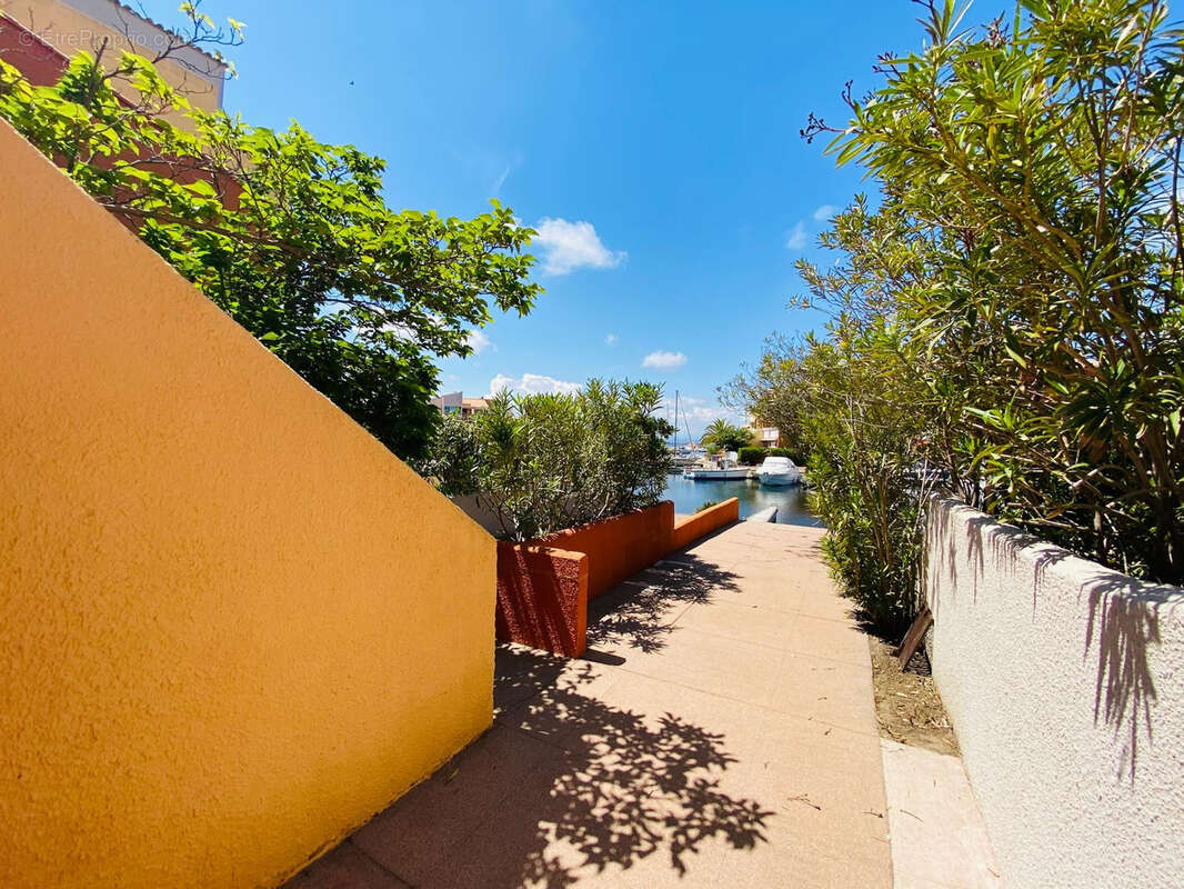 Barcarès : Superbe appartement avec terrasse et ponton privatif - photo 12