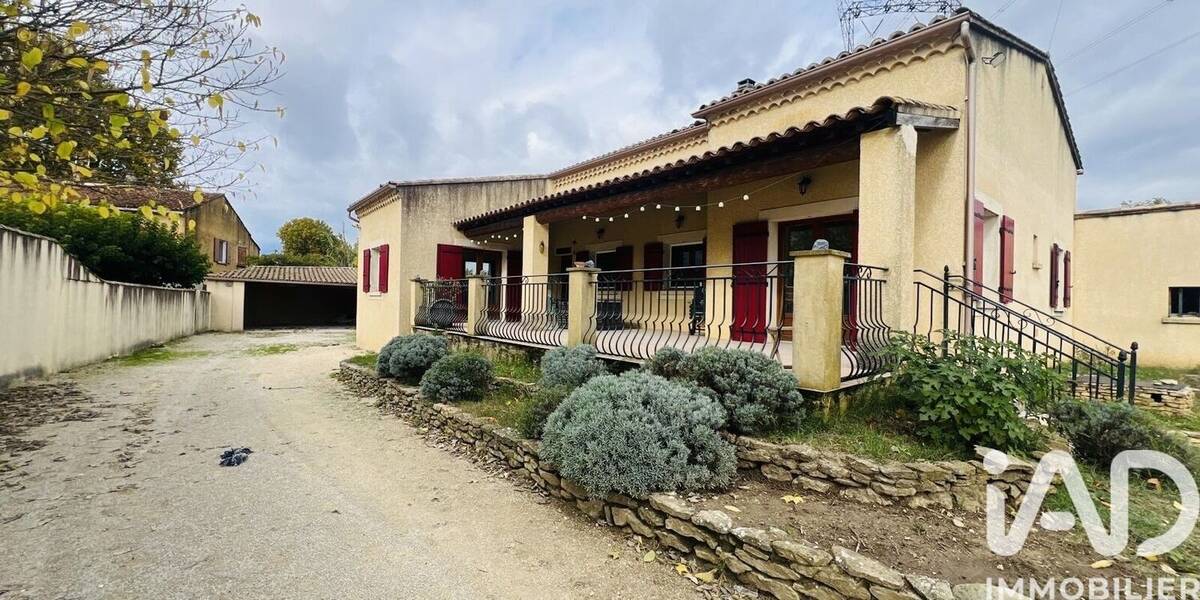 Photo 1 - Maison à SAINT-JULIEN-DE-PEYROLAS