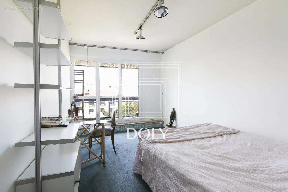 Appartement à PARIS-19E