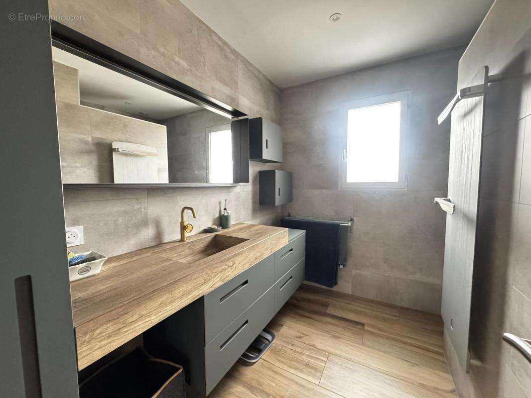 Maison à NIEULLE-SUR-SEUDRE