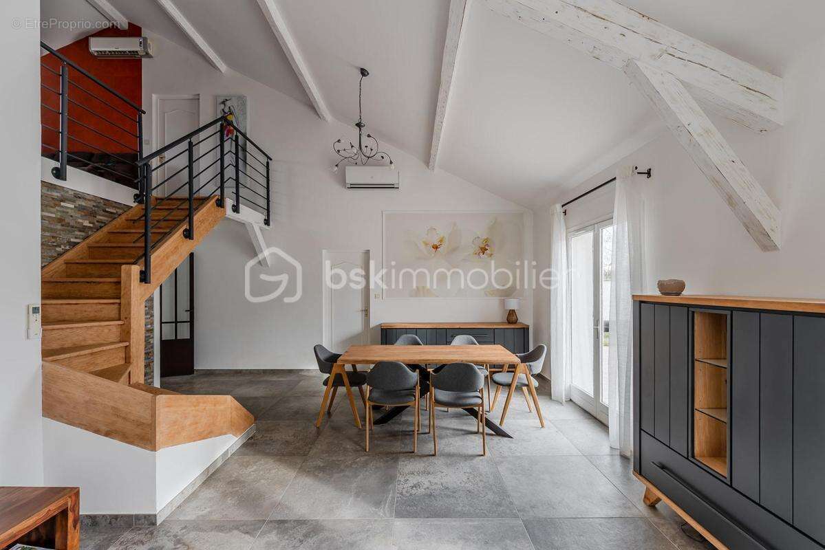 Maison à BALAN