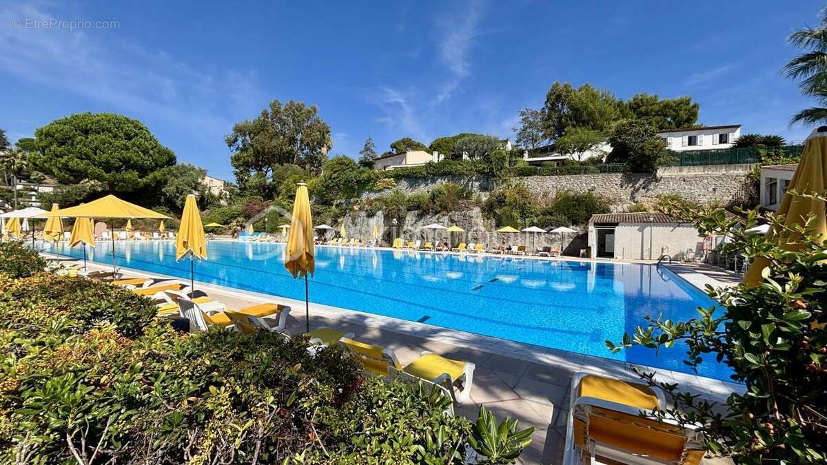 Appartement à VILLENEUVE-LOUBET