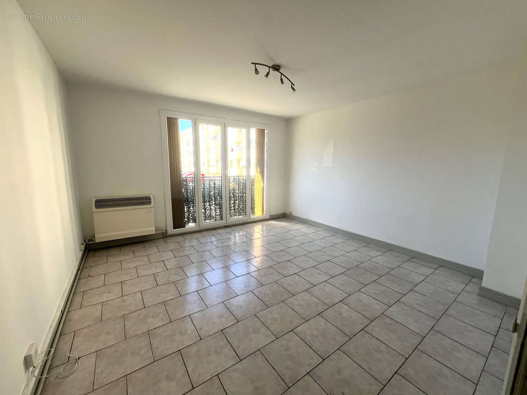 Appartement à AUBAGNE