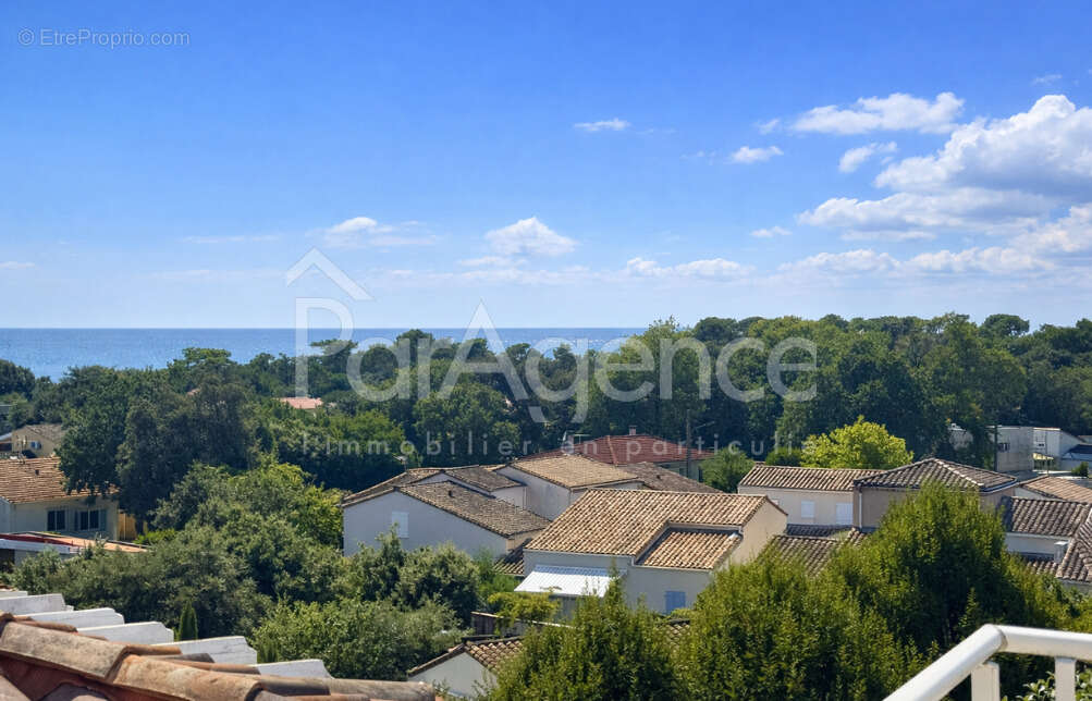 Appartement à VAUX-SUR-MER