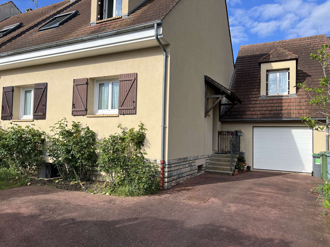 Maison à RAMBOUILLET