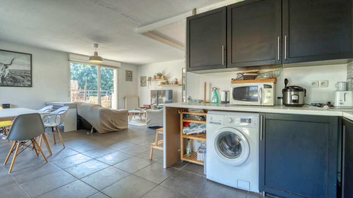 Appartement à LYON-8E