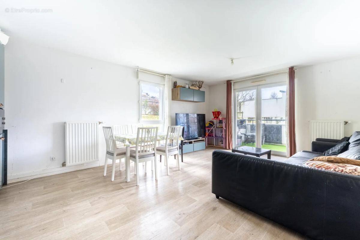 Appartement à SAINT-OUEN-L'AUMONE