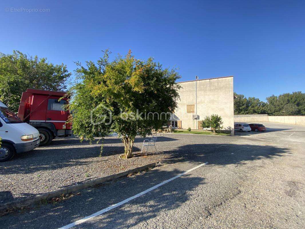 Commerce à CARCASSONNE