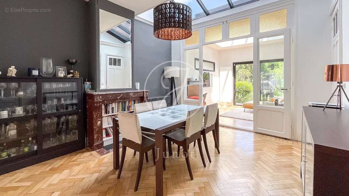 Maison à MARCQ-EN-BAROEUL