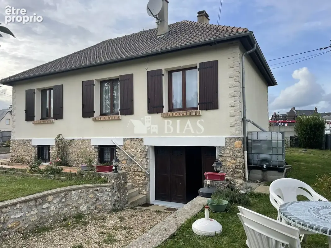 Maison à BRIONNE