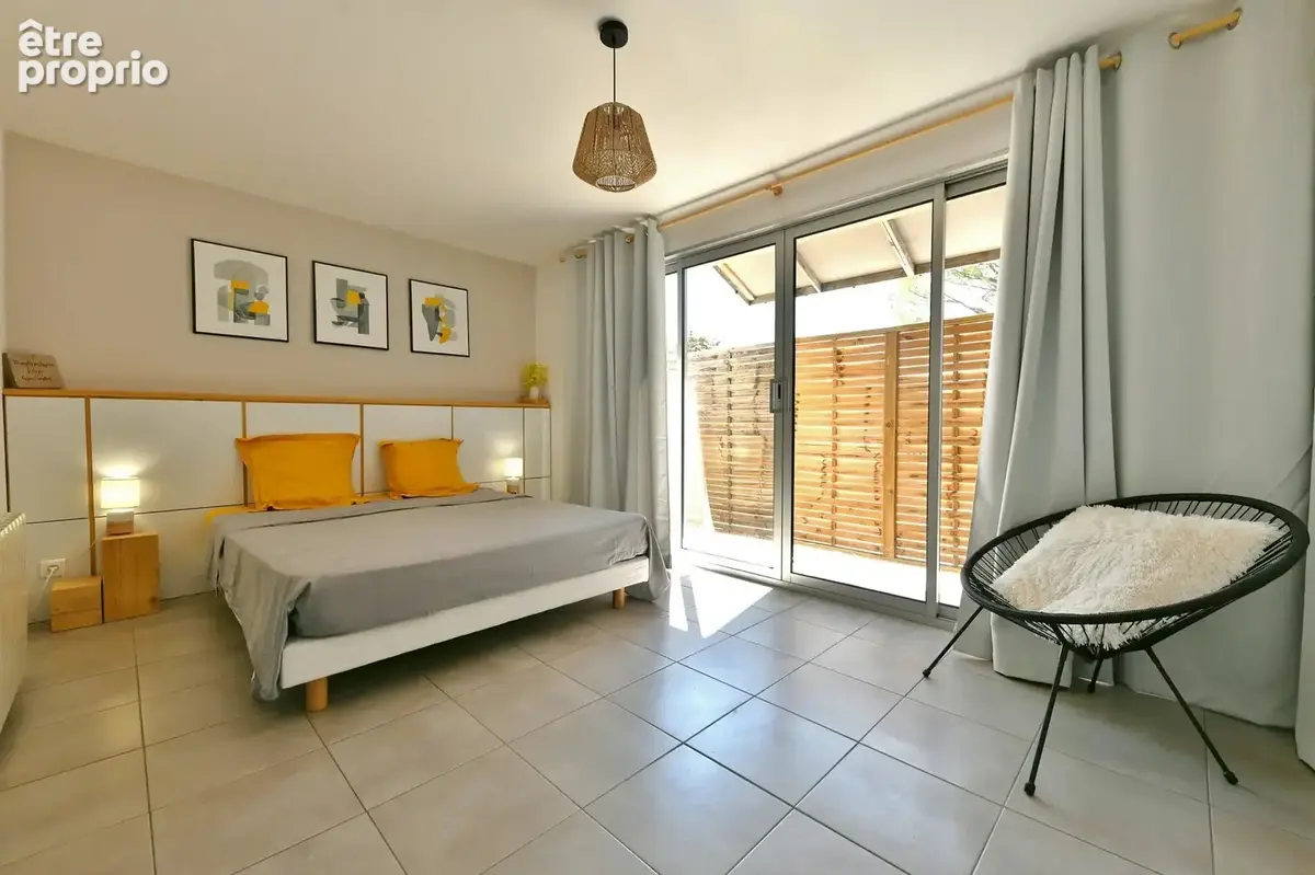 Maison méridionale de 230 m² avec maison d’invités, piscine et jardin dans Uzès - photo 17