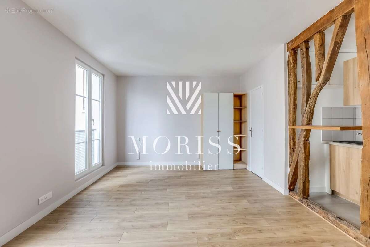 Appartement à PARIS-18E