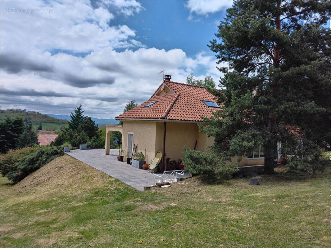 Maison à CHASPINHAC