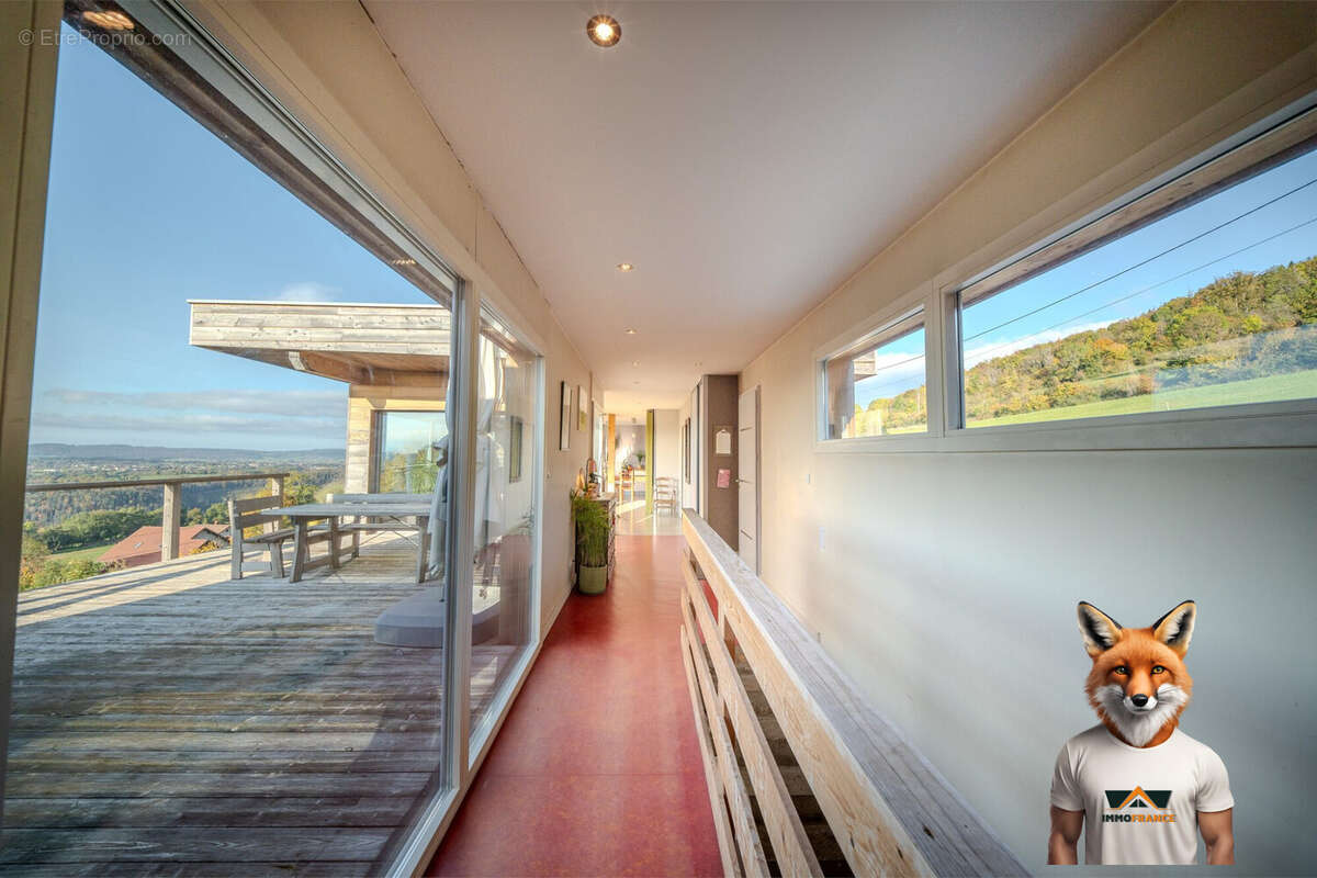 Maison à PLAIMBOIS-VENNES