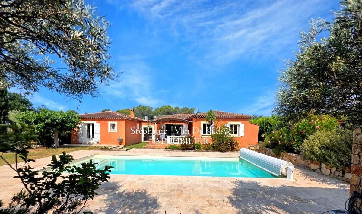 Maison à LORGUES