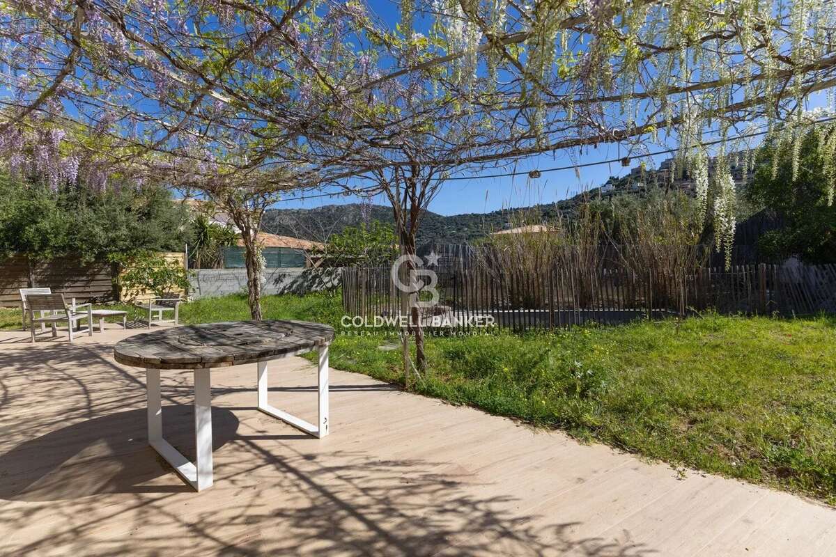 Maison à L'ILE-ROUSSE