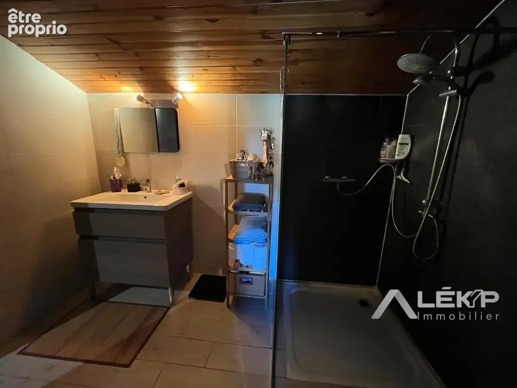 Maison 6 pièces 179 m² à vendre à Les Herbiers (85500) - photo 8
