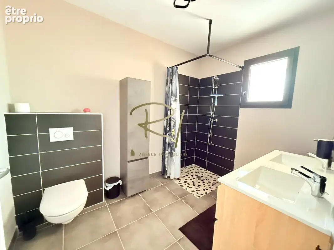 Villa contemporaine de plain-pied avec piscine   Proche Barjac - photo 8