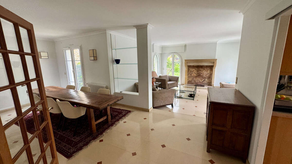 Maison à MONTMORENCY