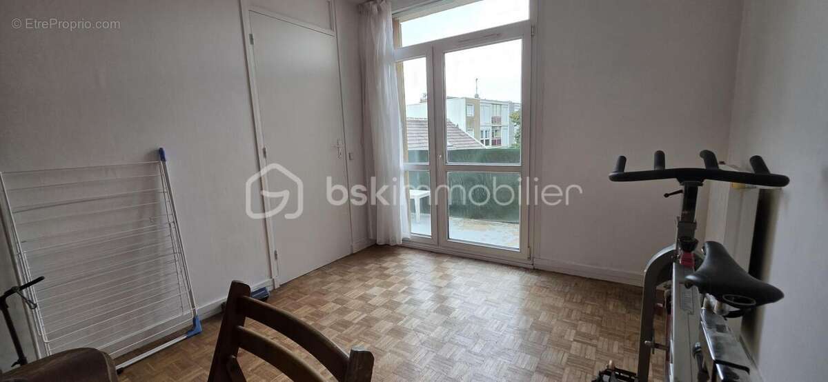 Appartement à CORBEIL-ESSONNES