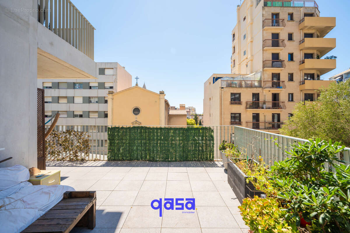 Appartement à MARSEILLE-1E