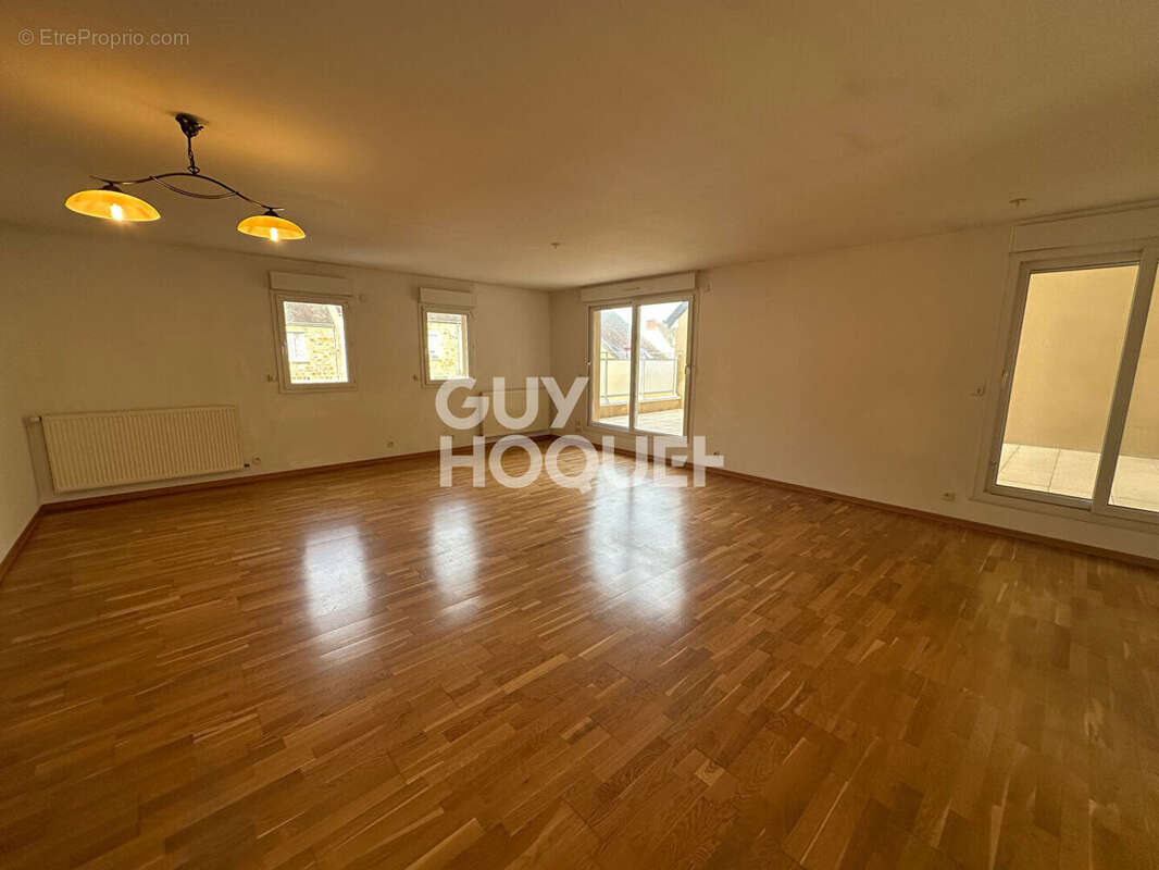 Appartement à PERIERS