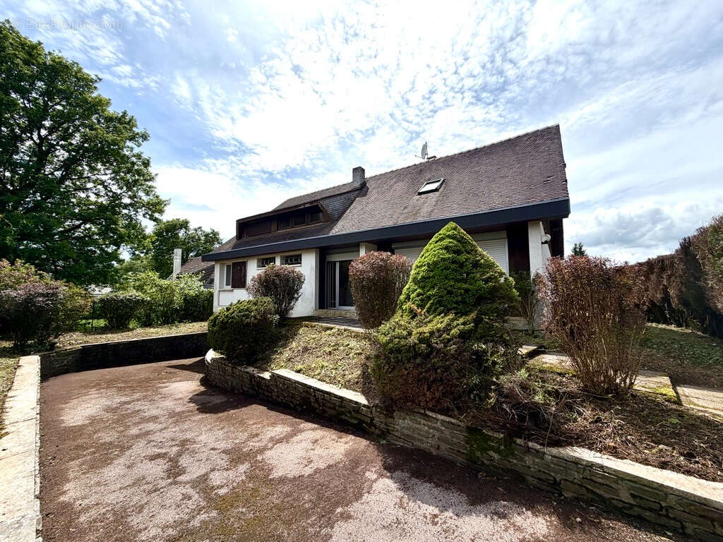 Maison à CHARLEVILLE-MEZIERES