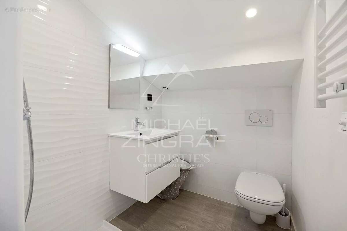 Appartement à MANDELIEU-LA-NAPOULE