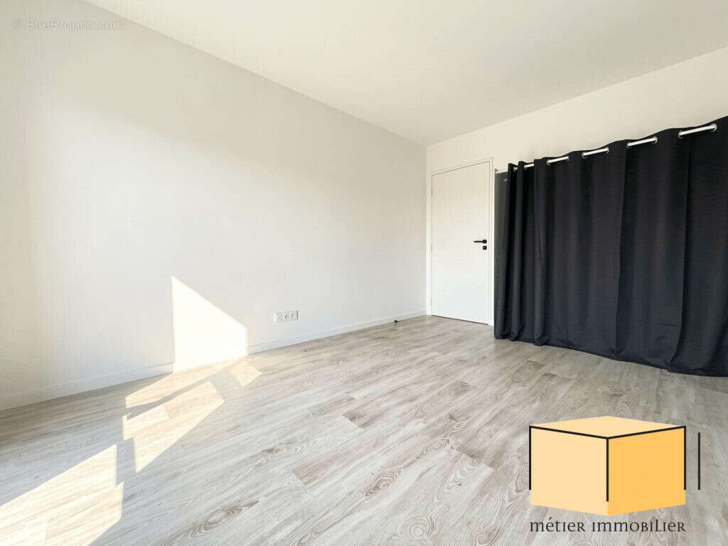 Appartement 70 m² à Belley  - photo 3