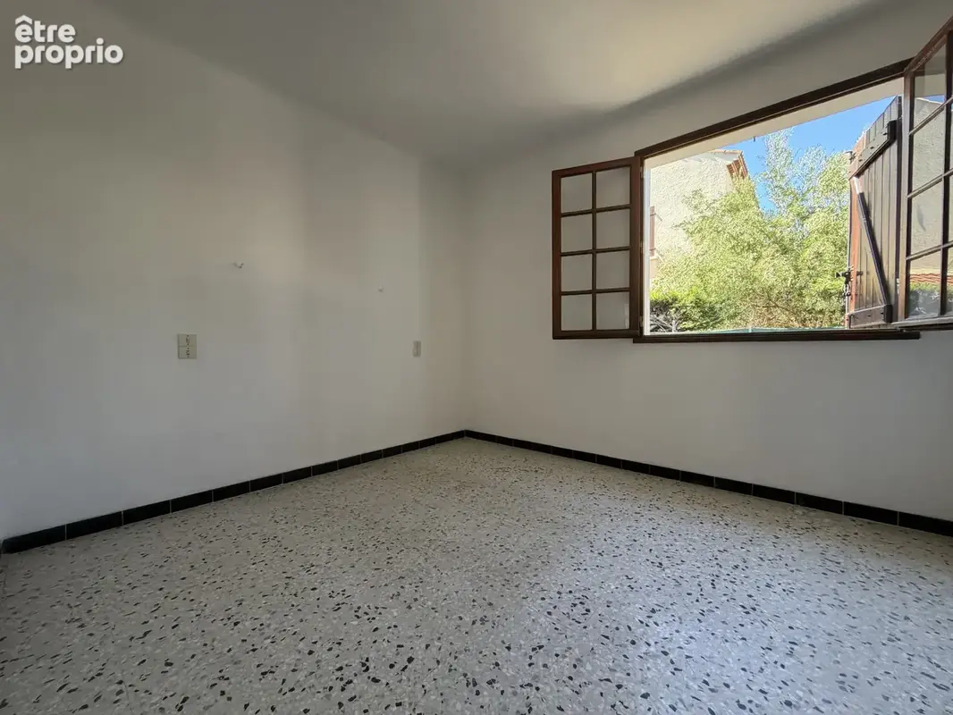 Vend Maison T4 avec garage à rénover - photo 3