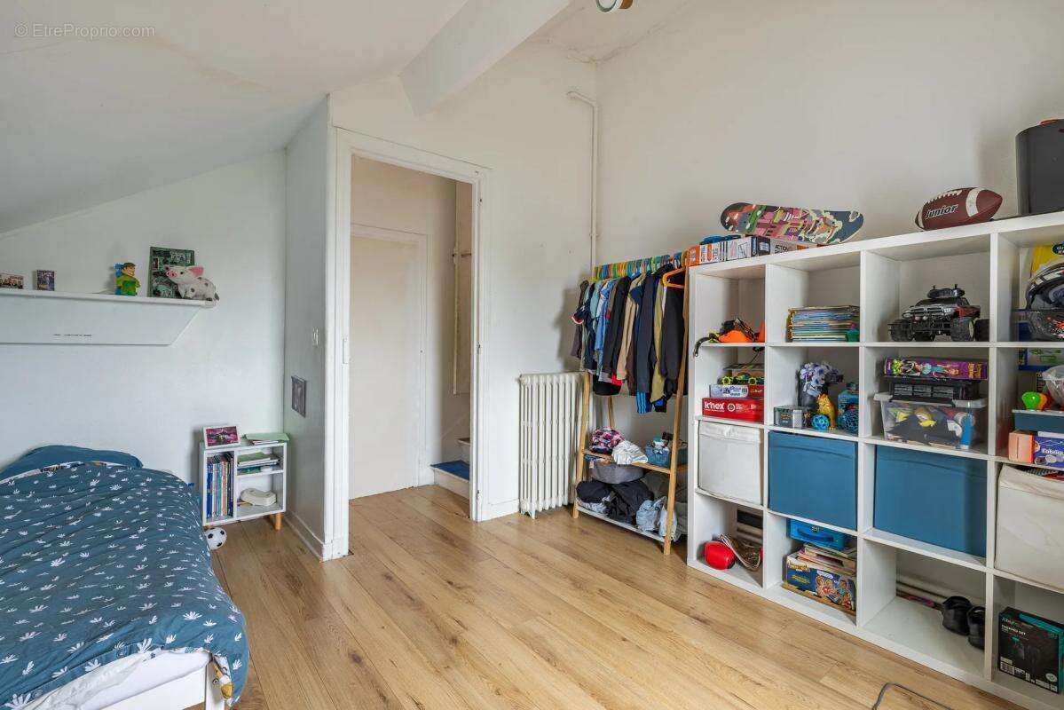 Maison à CORBEIL-ESSONNES