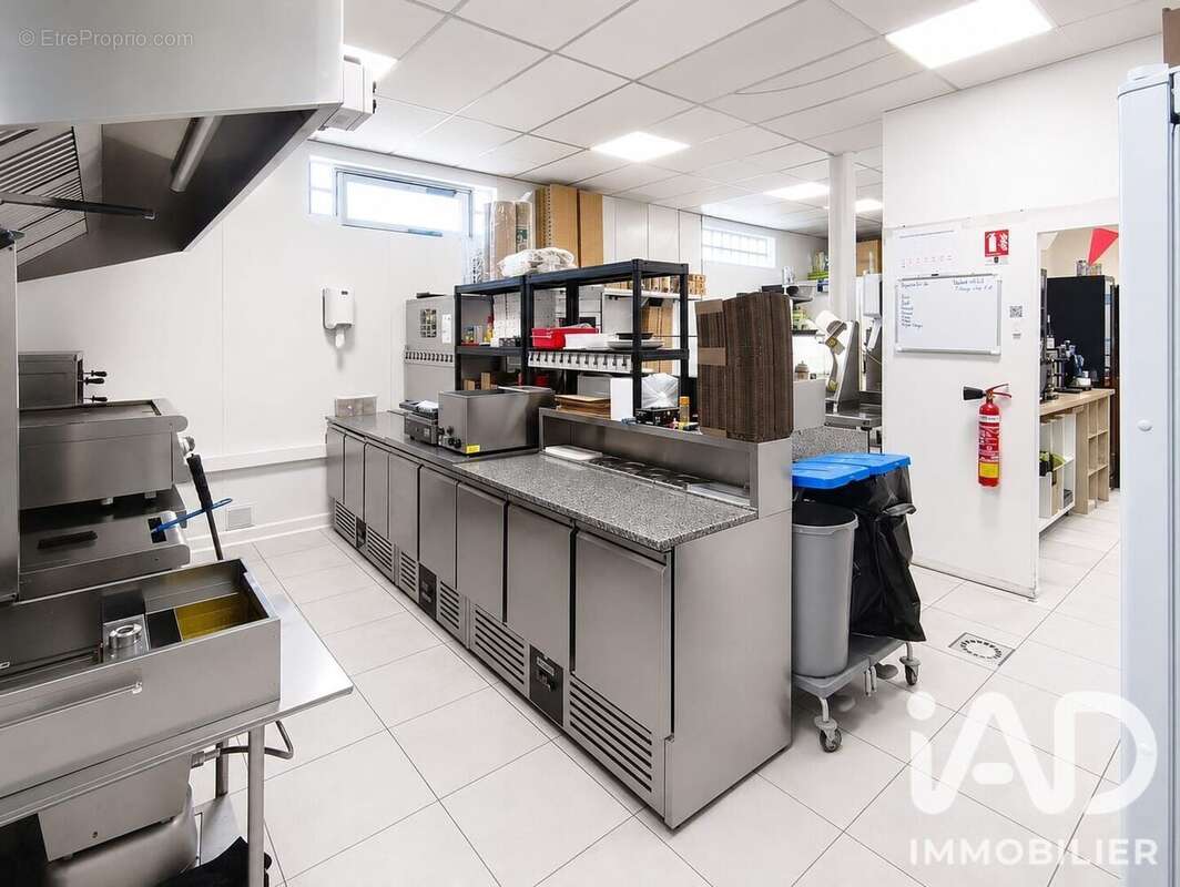 Commerce 180 m² à Heurteauville  - photo 5