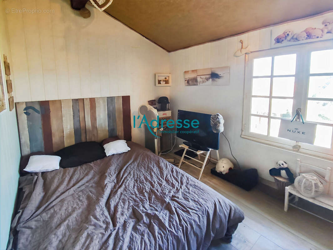 Maison à MONTREVAULT