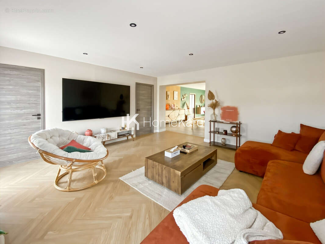 Maison à LES BARTHES