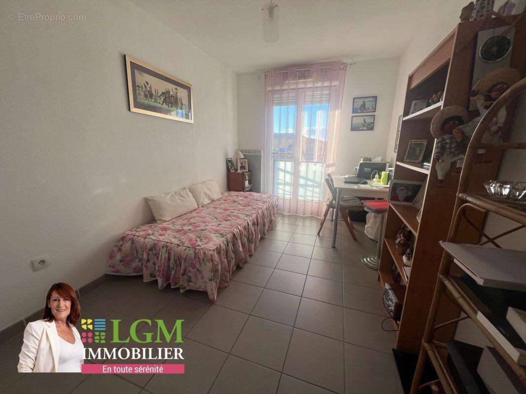 Appartement à CHATEAUNEUF-LES-MARTIGUES
