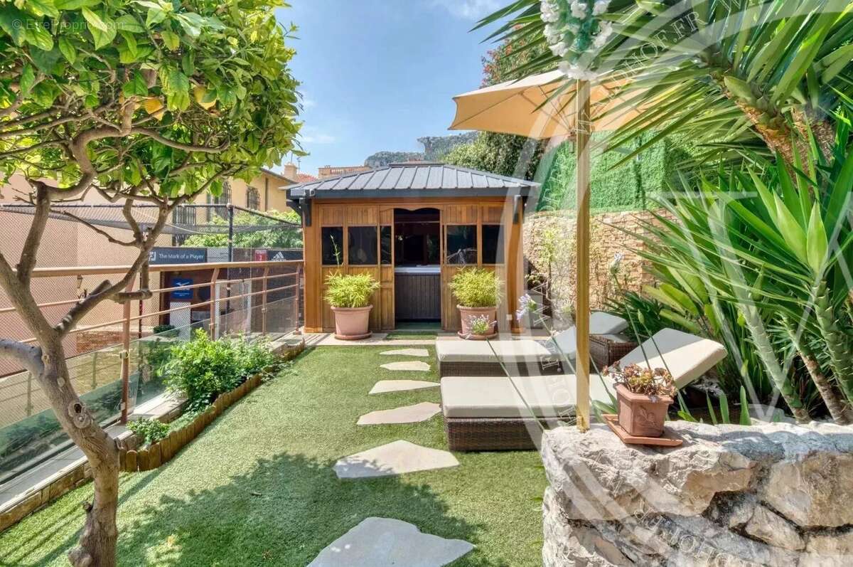 Maison à BEAUSOLEIL