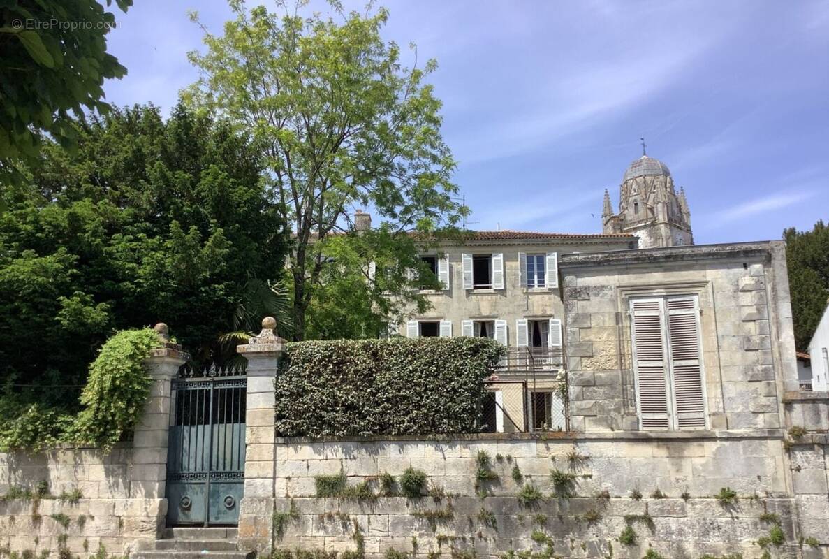 Maison de Maitre for sale - Charente-Martime - Maison à SAINTES
