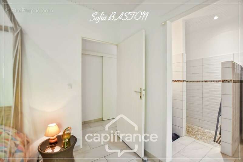 Maison à LES TROIS-ILETS