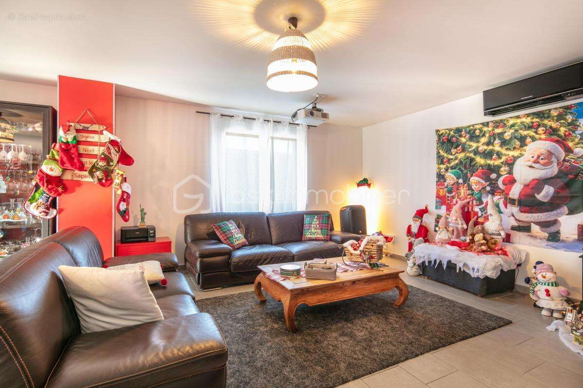 Maison à SAINT-MARTIN-D&#039;HERES