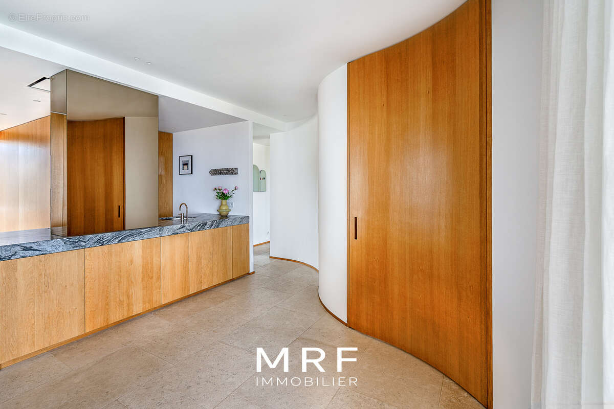 Appartement à MARSEILLE-7E