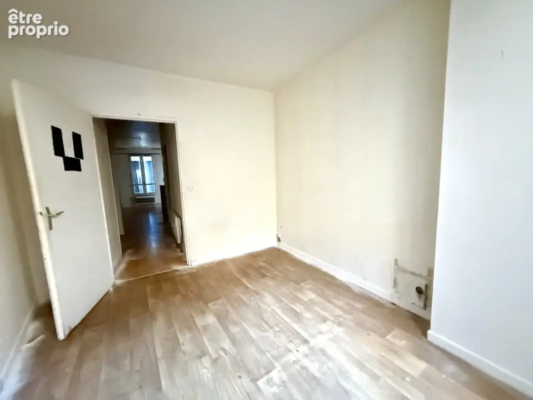 Appartement T2 à rafraîchir avec cours privative - photo 4