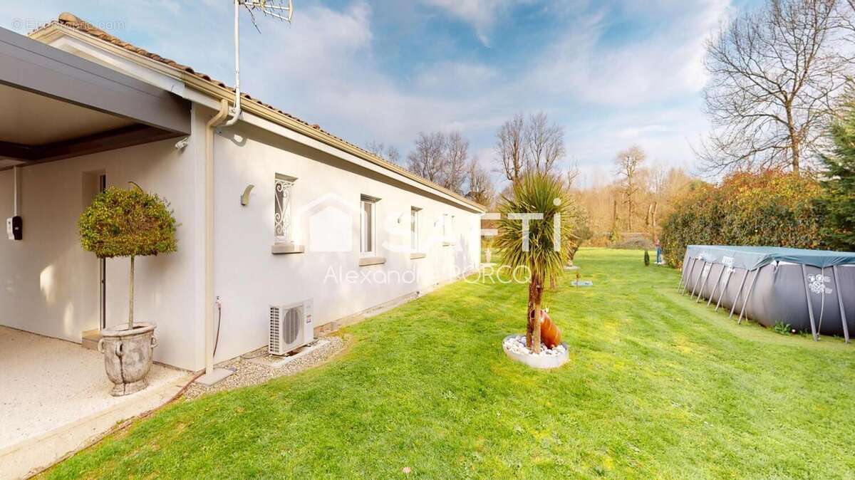 Photo 3 - Maison à SAINT-DENIS-DE-PILE