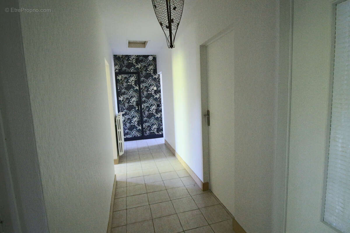 Maison à PUY-L'EVEQUE