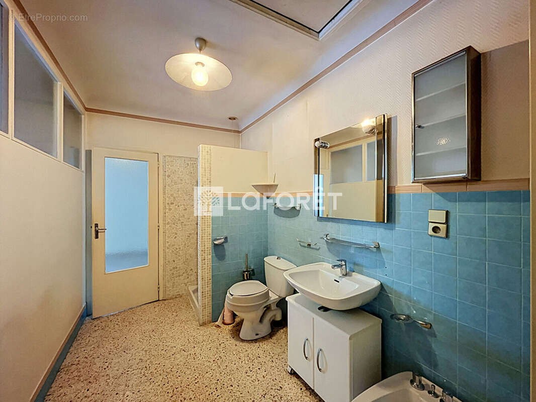 Maison 126 m² à Thuir  - photo 10