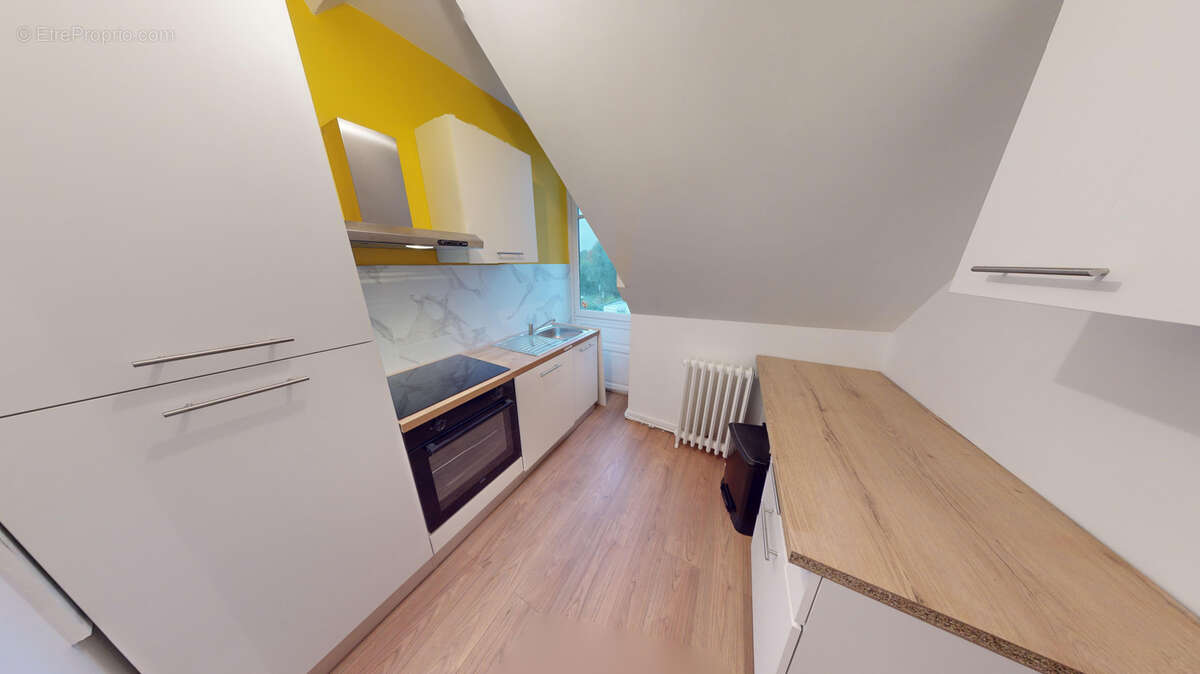 Appartement à GENESLAY